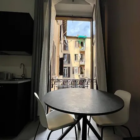 De Angeli New And Lovely Apartment Milan